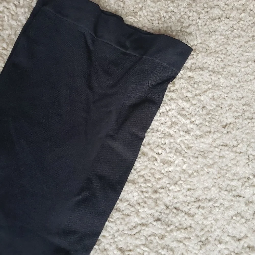Fit Black Tuck Biker Shorts Shapewear Small